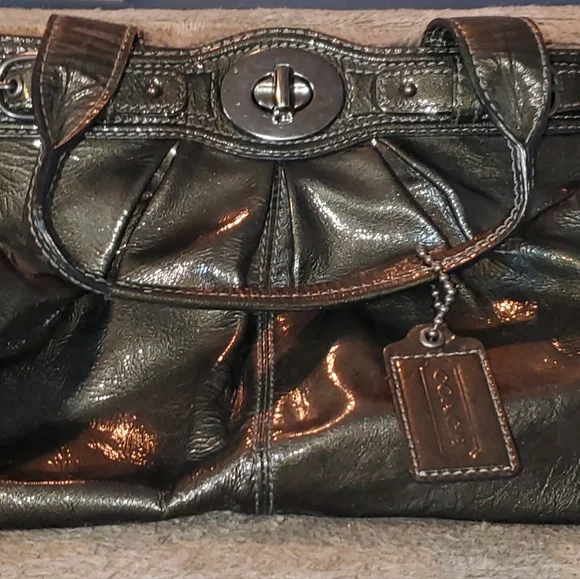 Handbag - Picture 3 of 4